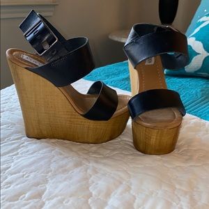 Steven Madden wedges